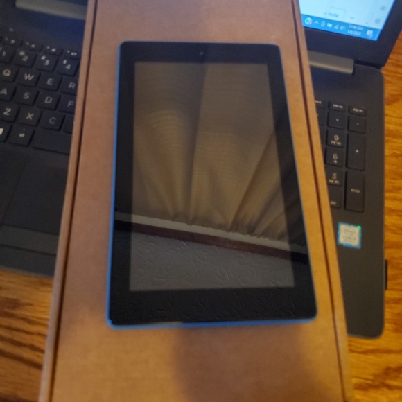 Amazon Other - Amazon Fire 7 tablet